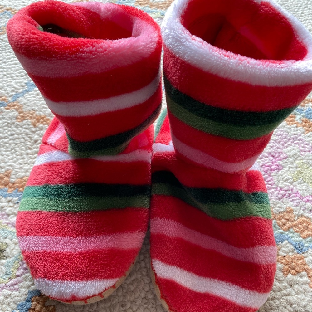 Hatley Girl's Fuzzy Fleece Slippers 11-13